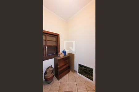 Casa de condomínio à venda com 400m², 5 quartos e 4 vagasQuarto de Serviço