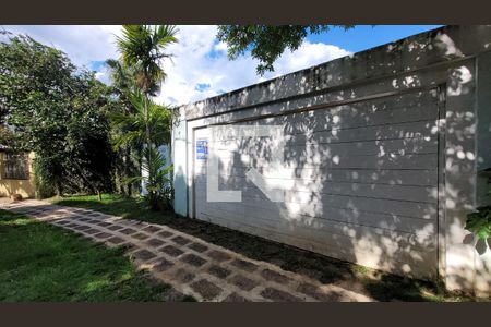 Casa de condomínio à venda com 400m², 5 quartos e 4 vagasFachada