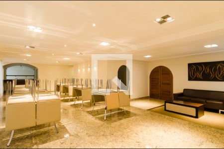 Apartamento à venda com 226m², 4 quartos e 3 vagas Apartamento à venda com 226m², 4 quartos e 3 vagasÁrea Comum