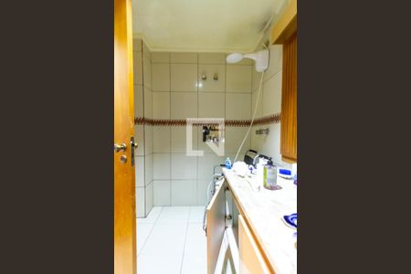 Apartamento à venda com 226m², 4 quartos e 3 vagas Apartamento à venda com 226m², 4 quartos e 3 vagasBanheiro Social