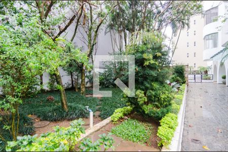 Apartamento à venda com 226m², 4 quartos e 3 vagas Apartamento à venda com 226m², 4 quartos e 3 vagasÁrea Comum