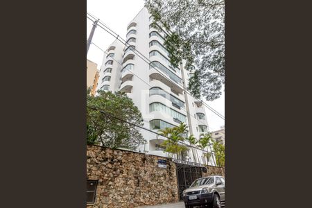 Apartamento à venda com 226m², 4 quartos e 3 vagas Apartamento à venda com 226m², 4 quartos e 3 vagasFachada