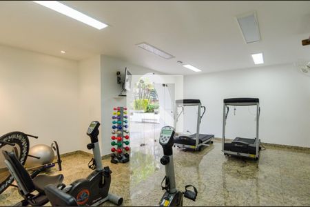 Apartamento à venda com 226m², 4 quartos e 3 vagas Apartamento à venda com 226m², 4 quartos e 3 vagasÁrea Comum