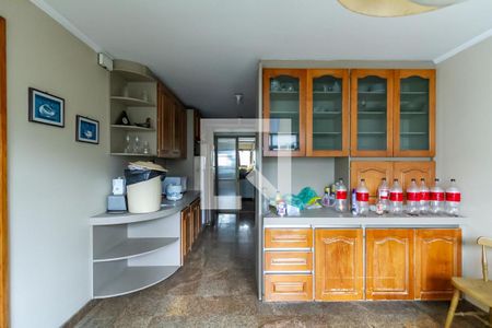 Apartamento à venda com 226m², 4 quartos e 3 vagas Apartamento à venda com 226m², 4 quartos e 3 vagasCopa