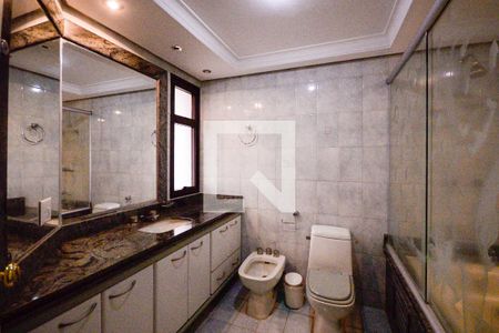 Apartamento à venda com 560m², 4 quartos e 5 vagas Apartamento à venda com 560m², 4 quartos e 5 vagasBanheiro do Quarto 1