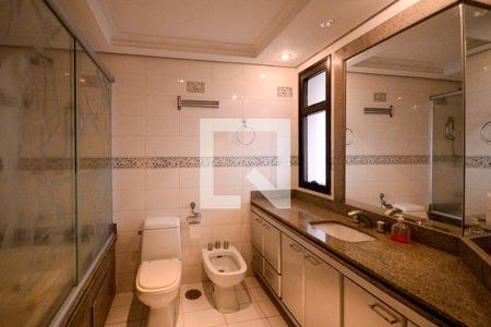 Apartamento à venda com 560m², 4 quartos e 5 vagas Apartamento à venda com 560m², 4 quartos e 5 vagasBanheiro do quarto 3