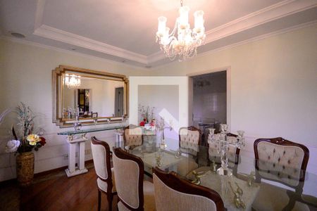 Apartamento à venda com 560m², 4 quartos e 5 vagas Apartamento à venda com 560m², 4 quartos e 5 vagasSala de Jantar 1