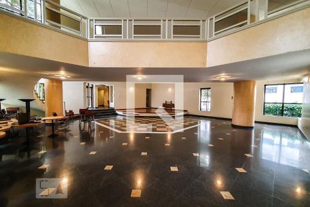 Apartamento à venda com 560m², 4 quartos e 5 vagas Apartamento à venda com 560m², 4 quartos e 5 vagasÁrea comum - Salão de festas