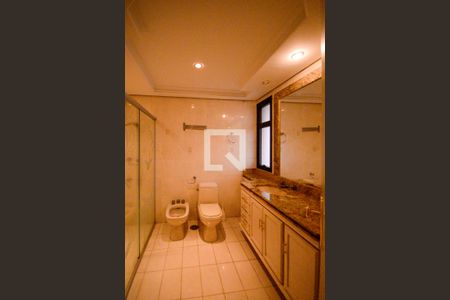Apartamento à venda com 560m², 4 quartos e 5 vagas Apartamento à venda com 560m², 4 quartos e 5 vagasBanheiro do Quarto 2