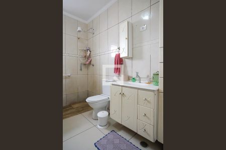 Casa à venda com 120m², 3 quartos e 1 vagaBanheiro 1