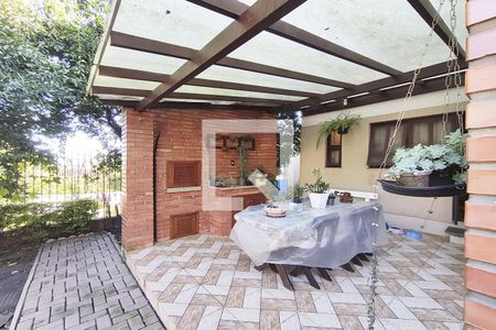 Casa de condomínio à venda com 185m², 6 quartos e 3 vagas Casa de condomínio à venda com 185m², 6 quartos e 3 vagasÁrea externa