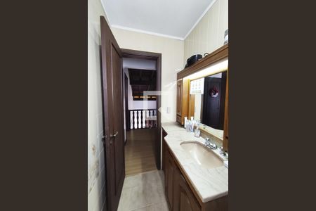 Casa de condomínio à venda com 185m², 6 quartos e 3 vagas Casa de condomínio à venda com 185m², 6 quartos e 3 vagasBanheiro 1