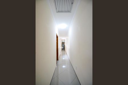 Casa à venda com 280m², 4 quartos e 4 vagasCorredor dos quartos