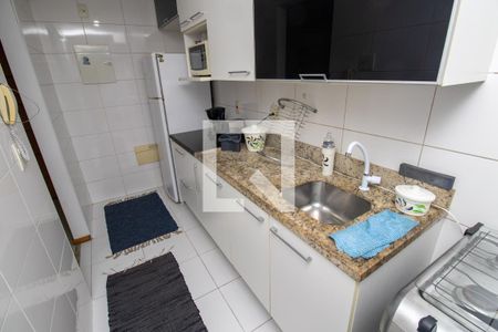 Apartamento para alugar com 67m², 2 quartos e 1 vaga Apartamento para alugar com 67m², 2 quartos e 1 vagaCozinha