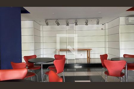 Apartamento para alugar com 67m², 2 quartos e 1 vaga Apartamento para alugar com 67m², 2 quartos e 1 vagaÁrea comum - Salão de festas