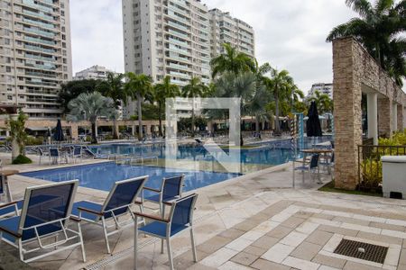 Apartamento para alugar com 67m², 2 quartos e 1 vaga Apartamento para alugar com 67m², 2 quartos e 1 vagaÁrea comum - Piscina