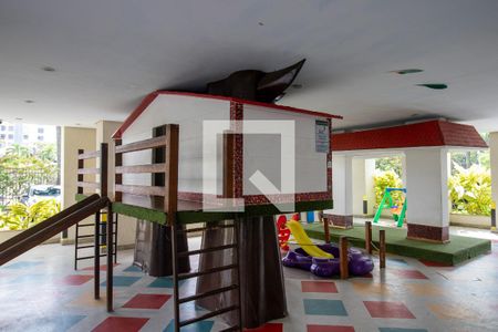 Apartamento para alugar com 67m², 2 quartos e 1 vaga Apartamento para alugar com 67m², 2 quartos e 1 vagaÁrea comum - Playground