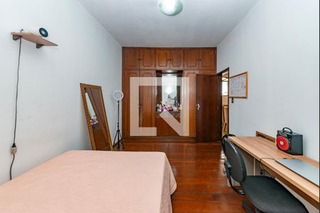 Apartamento à venda com 295m², 4 quartos e 4 vagas Apartamento à venda com 295m², 4 quartos e 4 vagasQuarto 4