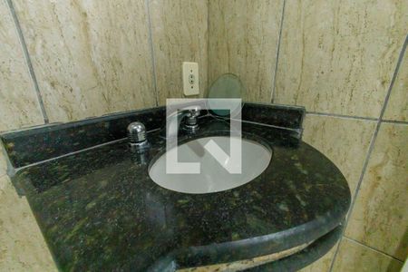 Apartamento à venda com 120m², 3 quartos e 2 vagas Apartamento à venda com 120m², 3 quartos e 2 vagasBanheiro da Suíte 1