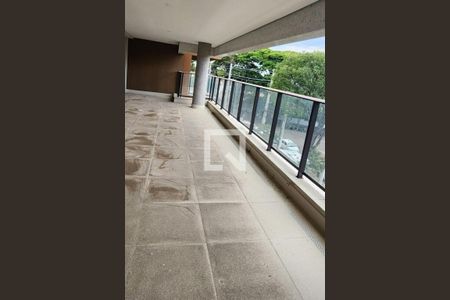 Apartamento à venda com 230m², 3 quartos e 4 vagas