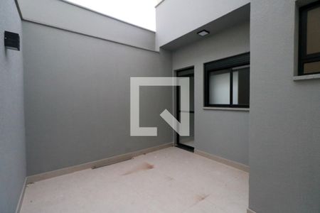 Casa à venda com 174m², 3 quartos e 3 vagas Casa à venda com 174m², 3 quartos e 3 vagasÁrea de Serviço
