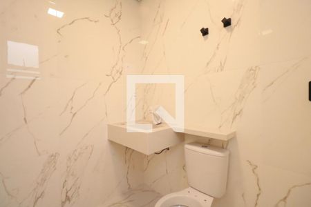 Casa à venda com 174m², 3 quartos e 3 vagas Casa à venda com 174m², 3 quartos e 3 vagasBanheiro da Suíte 3