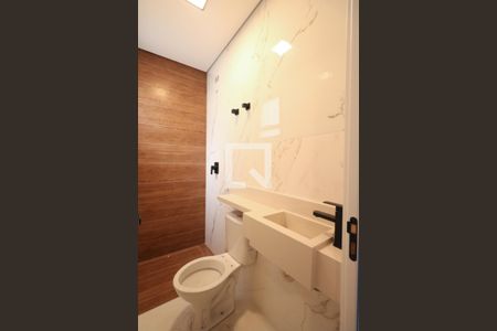 Casa à venda com 174m², 3 quartos e 3 vagas Casa à venda com 174m², 3 quartos e 3 vagasBanheiro da Suíte 1