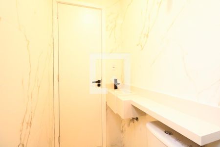 Casa à venda com 174m², 3 quartos e 3 vagas Casa à venda com 174m², 3 quartos e 3 vagasBanheiro da Suíte 2