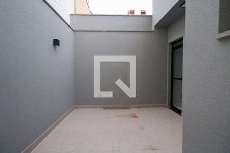 Casa à venda com 174m², 3 quartos e 3 vagas Casa à venda com 174m², 3 quartos e 3 vagasÁrea de Serviço