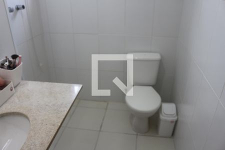Apartamento à venda com 108m², 3 quartos e 3 vagasBanheiro da Suíte 1