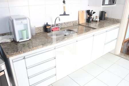 Apartamento à venda com 108m², 3 quartos e 3 vagasCozinha