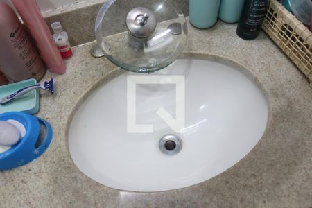 Apartamento à venda com 108m², 3 quartos e 3 vagasBanheiro 1