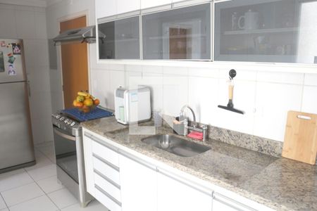 Apartamento à venda com 108m², 3 quartos e 3 vagasCozinha