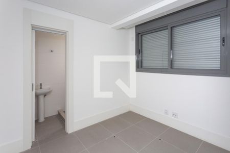 Apartamento à venda com 509m², 3 quartos e 4 vagasQuarto auxiliar