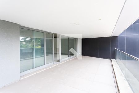 Apartamento à venda com 509m², 3 quartos e 4 vagasSacada da sala