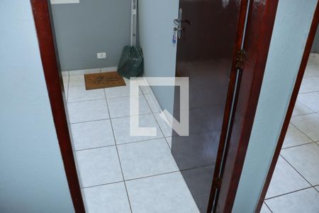Sala de apartamento para alugar com 2 quartos, 50m² em Parque Pirajussara, Embu das Artes