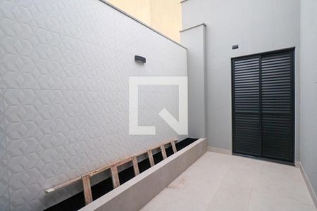 Casa à venda com 174m², 3 quartos e 3 vagas Casa à venda com 174m², 3 quartos e 3 vagasVaranda Suíte 1 e 2