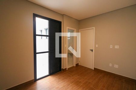 Casa à venda com 174m², 3 quartos e 3 vagas Casa à venda com 174m², 3 quartos e 3 vagasSuíte 1