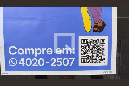 Casa à venda com 174m², 3 quartos e 3 vagas Casa à venda com 174m², 3 quartos e 3 vagasVSEV-86