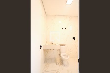 Casa à venda com 174m², 3 quartos e 3 vagas Casa à venda com 174m², 3 quartos e 3 vagasBanheiro da Suíte 3