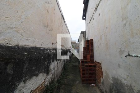 Casa à venda com 300m², 1 quarto e 1 vagaQuintal lateral