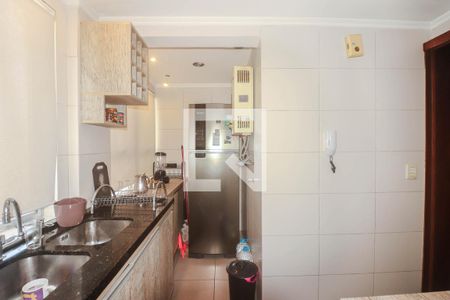 Apartamento à venda com 200m², 4 quartos e 1 vaga Apartamento à venda com 200m², 4 quartos e 1 vagaCozinha e Área de Serviço