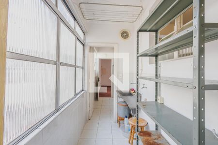 Apartamento à venda com 110m², 2 quartos e 1 vagaÁrea de Serviço