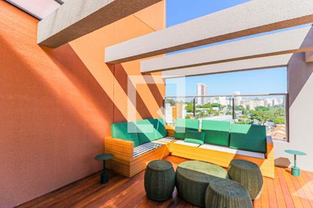 Studio à venda com 28m², 1 quarto e sem vaga Studio à venda com 28m², 1 quarto e sem vagaÁrea comum - Piscina