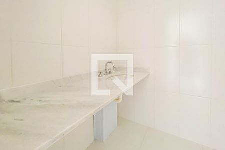 Studio à venda com 28m², 1 quarto e sem vaga Studio à venda com 28m², 1 quarto e sem vagaBanheiro