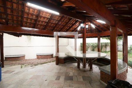 Apartamento à venda com 125m², 3 quartos e 3 vagas Apartamento à venda com 125m², 3 quartos e 3 vagasPiscina