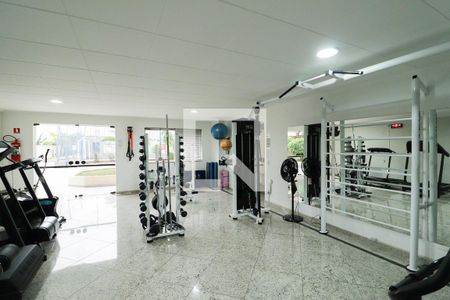 Apartamento à venda com 125m², 3 quartos e 3 vagas Apartamento à venda com 125m², 3 quartos e 3 vagasAcademia