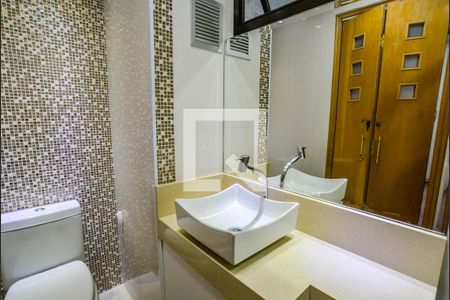 Apartamento à venda com 84m², 2 quartos e 1 vagaBanheiro Social