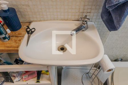 Apartamento à venda com 57m², 3 quartos e 1 vaga Apartamento à venda com 57m², 3 quartos e 1 vagaBanheiro