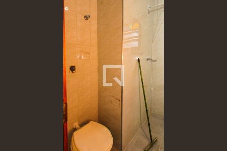Casa à venda com 440m², 2 quartos e 8 vagas Casa à venda com 440m², 2 quartos e 8 vagasBanheiro Social